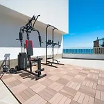 Ji Hotel 3*