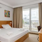 Ji Hotel