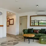 Ji Hotel Sozopol