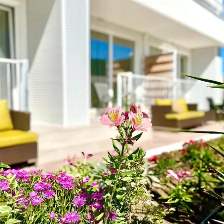 Ji Hotel 3*