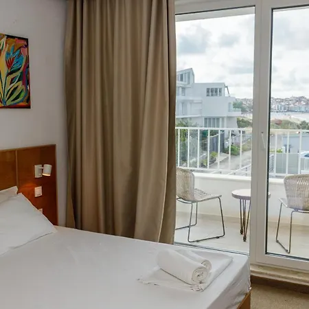 Hotel Ji 3*