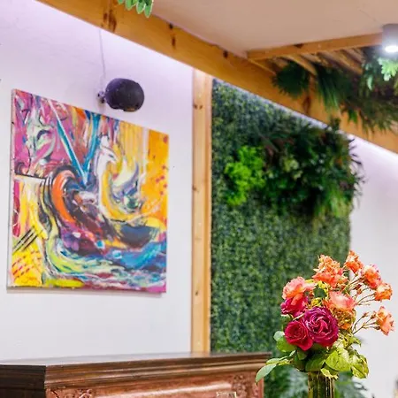 Ji Hotel